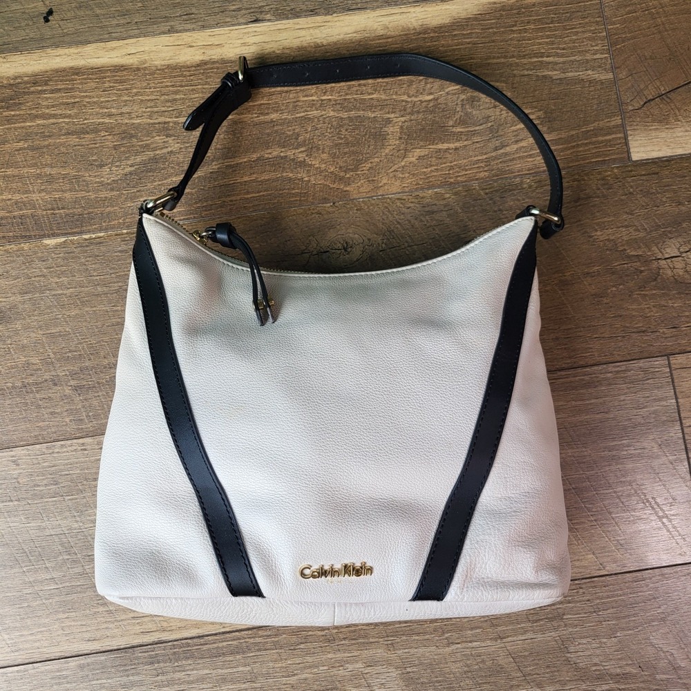 Calvin Klein Cream Black Pebbled Leather Hobo Shoulder Bag Gold Hardware